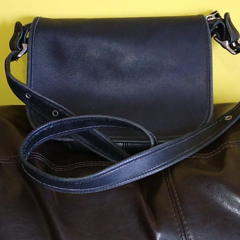 Coach black shoulder purse